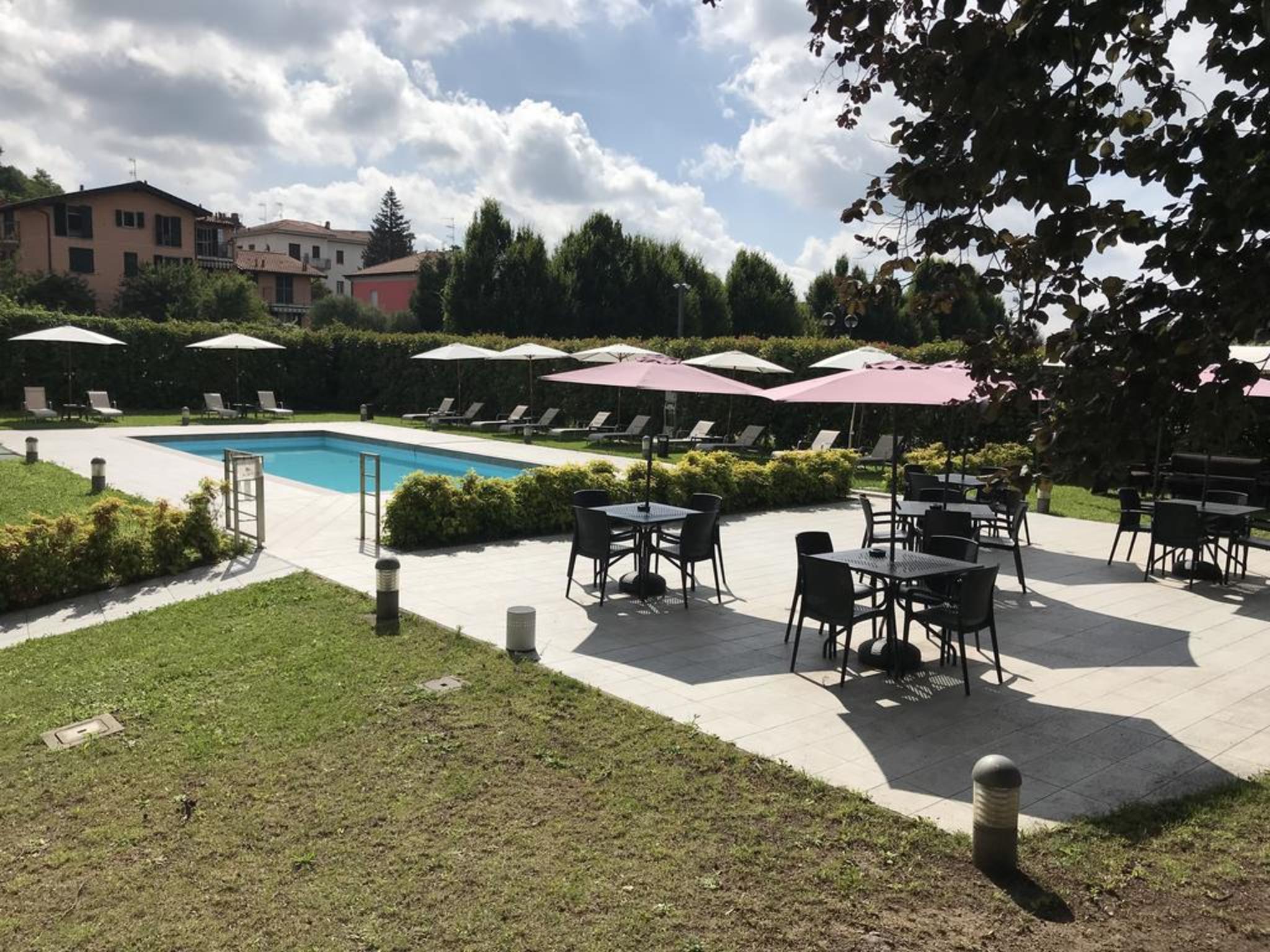Bis Hotel Varese Esterno foto