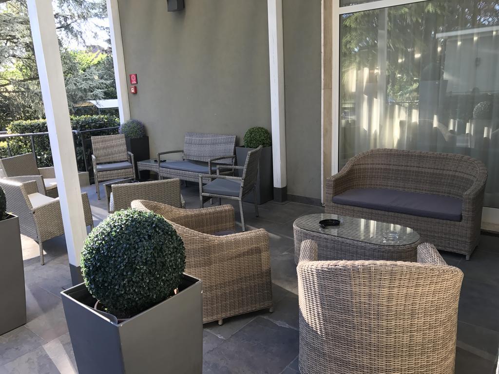 Bis Hotel Varese Esterno foto