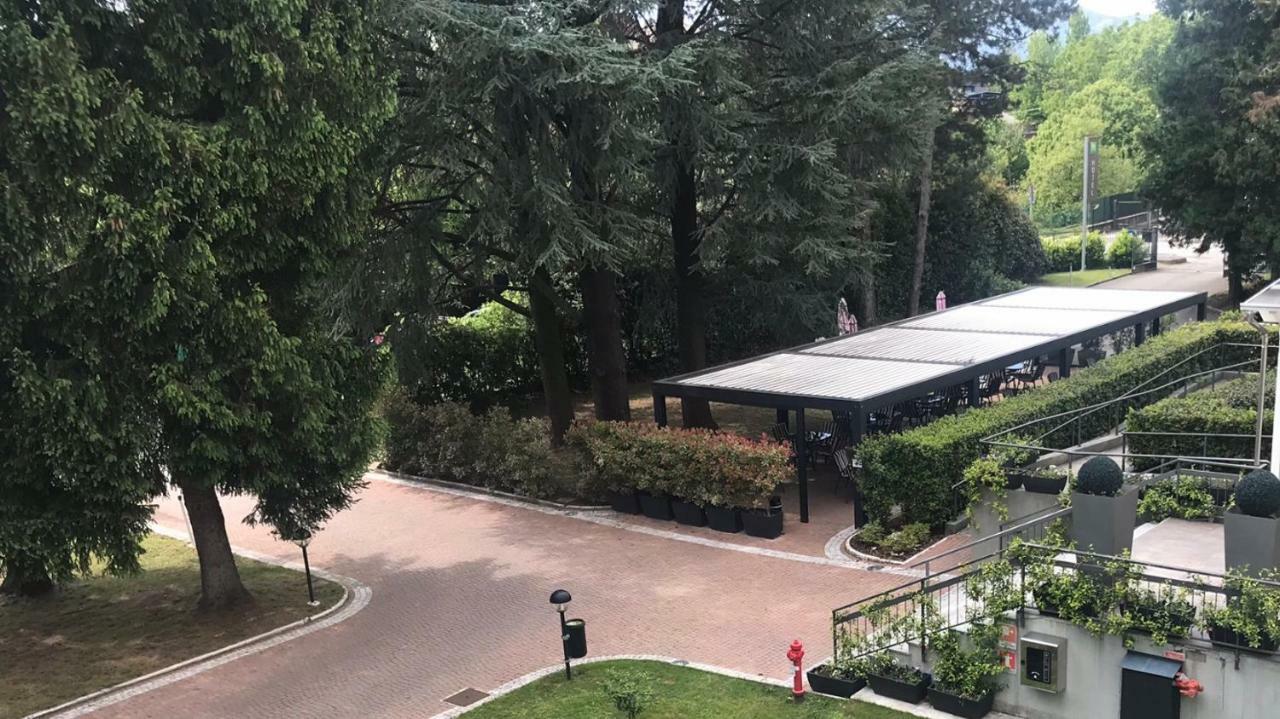 Bis Hotel Varese Esterno foto